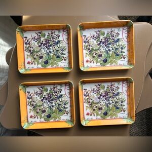 RDE Import Inc. Made in Italy Melamine Foral Blueberries Trinket Trays EUC
